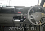 Микровэн HONDA N BOX кузов JF1 класса минивэн модификация G L Package гв 2014 пробег 45 т.км белый п Москва