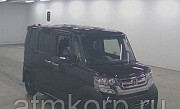 Микровэн HONDA N BOX CUSTOM кузов JF2 класса минивэн модификация G L PACKAGE 2016 4WD пробег 24 т.км Москва