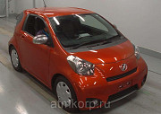 Хэтчбек TOYOTA IQ цвет оранжевый Москва