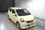 Хэтчбек TOYOTA PIXIS EPOCH цвет слоновая кость Москва