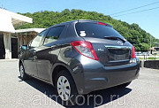 Хэтчбек TOYOTA VITZ цвет оружейный металл Москва