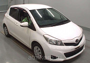 Хэтчбек TOYOTA VITZ цвет белый Москва