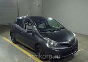 Хэтчбек TOYOTA VITZ цвет серый Москва