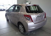 Хэтчбек TOYOTA VITZ цвет розовый Москва