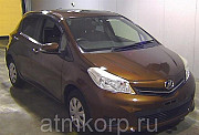 Хэтчбек TOYOTA VITZ цвет коричневый Москва