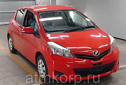 Хэтчбек TOYOTA VITZ цвет красный Москва