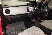 Хэтчбек TOYOTA VITZ цвет красный Москва