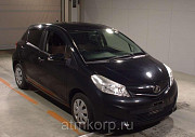 Хэтчбек TOYOTA VITZ  год выпуска  2012 цвет черный Москва