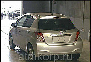 Хэтчбек TOYOTA VITZ год выпуска  2012 цвет светло серый Москва