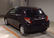 Хэтчбек TOYOTA VITZ пробег 43 тыс км цвет бордо Москва