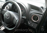 Хэтчбек TOYOTA VITZ пробег 19 тыс км цвет темно-синий Москва