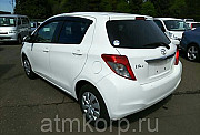 Хэтчбек TOYOTA VITZ год выпуска  2012 цвет  бронза Москва