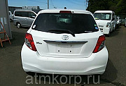 Хэтчбек TOYOTA VITZ год выпуска  2012 цвет  бронза Москва