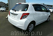 Хэтчбек TOYOTA VITZ год выпуска  2012 цвет  бронза Москва