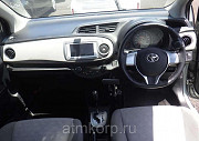 Хэтчбек TOYOTA VITZ пробег 32 тыс км цвет  мята Москва