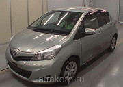 Хэтчбек TOYOTA VITZ пробег 32 тыс км цвет  мята Москва