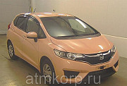 Хэтчбек HONDA FIT кузов GK3 модификация 13G F Package Comfort Edition год выпуска 2016 пробег 28 т.к Москва