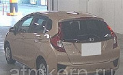 Хэтчбек HONDA FIT кузов GK3 модификация 13G L Package год выпуска 2014 пробег 31 тыс км цвет золотой Москва
